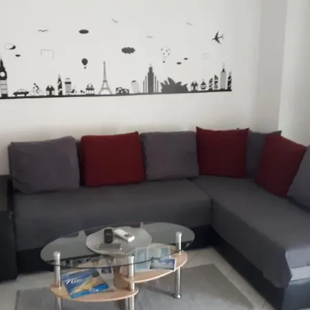 Apartment Green In Nin 아파트 *